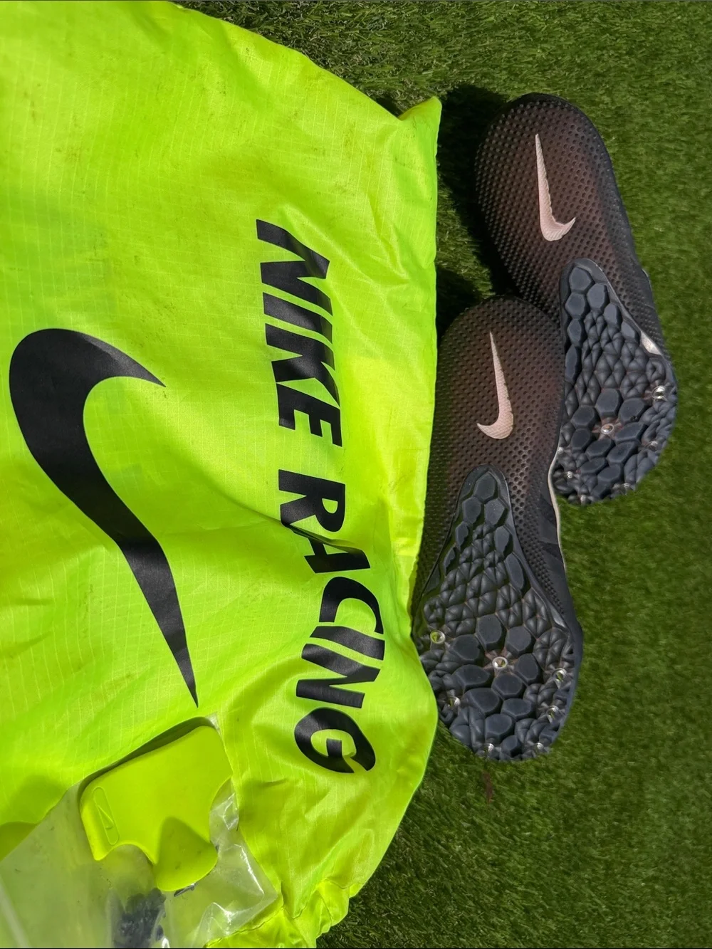 Nike Men’s Black and White Track and Field  spikes